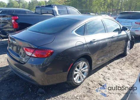 2016 Chrysler 200 Touring z USA, uszkodzony, nr VIN 1C3CCCFB3GN189744